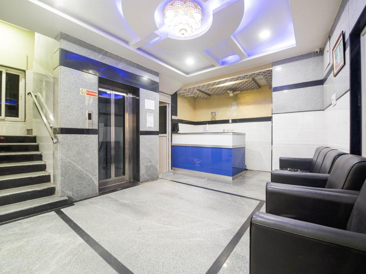 Oyo 74206 Ssr Residency Hotel Visakhapatnam Buitenkant foto