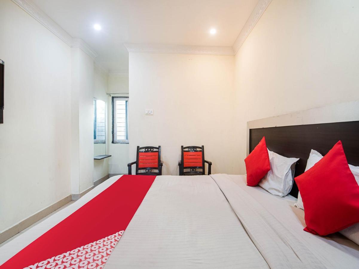 Oyo 74206 Ssr Residency Hotel Visakhapatnam Buitenkant foto